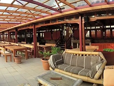 Hotel Mitos