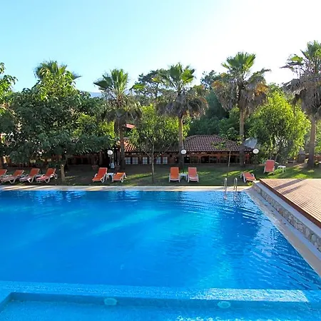 Mitos Hotel 4*